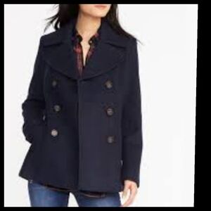 Black Old Navy Pea Coat Size Medium with Belt●